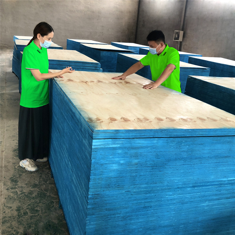 /18mm-34-cdx-pine-plywood-for-structural-roofing-wall-exterior-sub-floor-product/